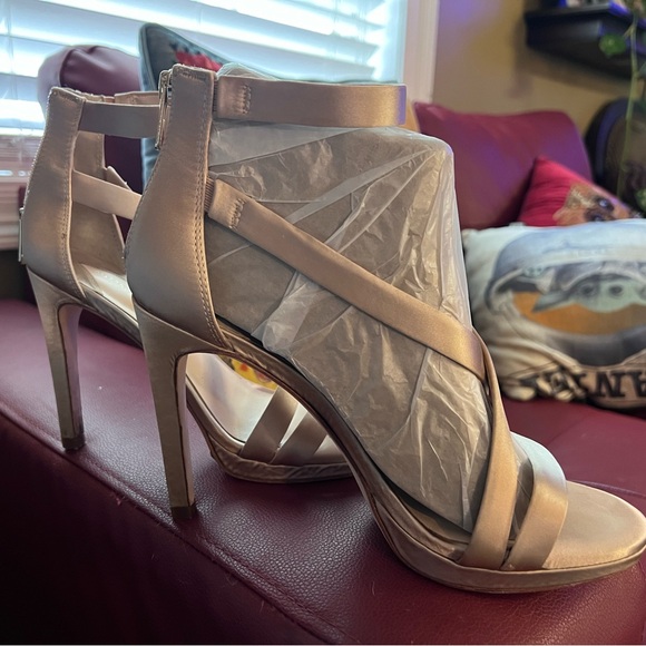 Antonio Melani. Size 8. Open toe, satin heels. - Picture 2 of 5